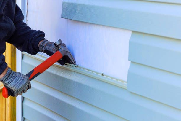 Reliable Siding Inspection contractor in Saint Petersburg, FL by Squared Siding